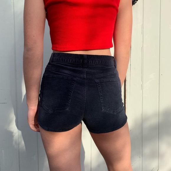 Brandy Melville shorts! - Picture 3 of 3